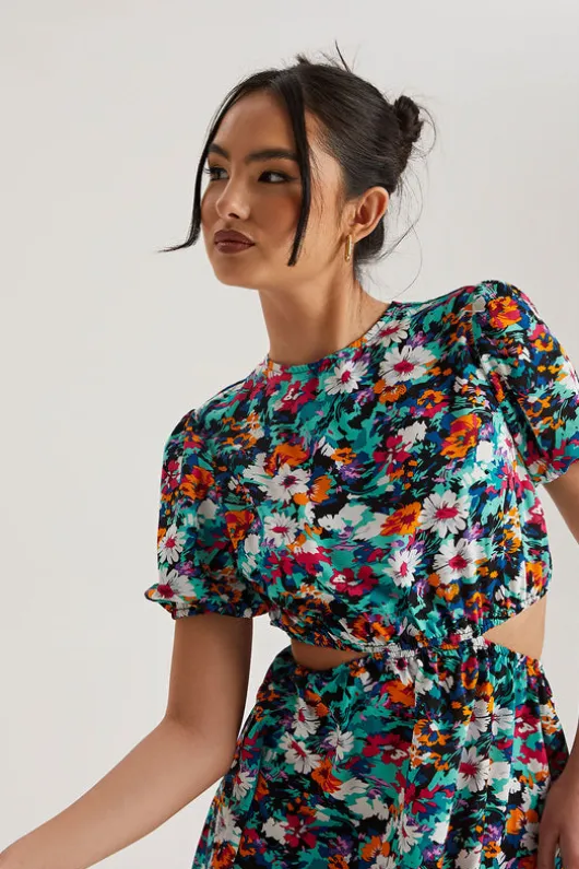 True Floral Smock Dress | Urban Bliss clothing