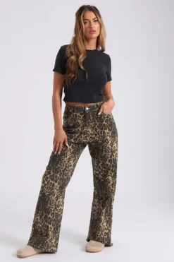 Wide Leg Leopard Print Jean
